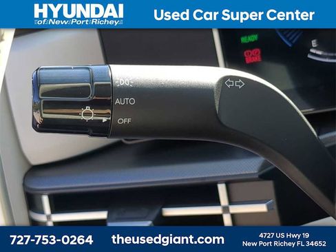 New 2026 Hyundai Santa Fe SE image 27