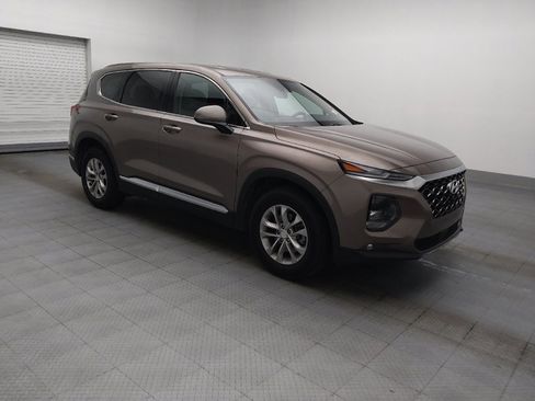 Used 2019 Hyundai Santa Fe SEL w/ Cargo Package FWD image 11