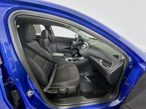 Used 2023 Chevrolet Malibu LT w/ Sport Edition image 32