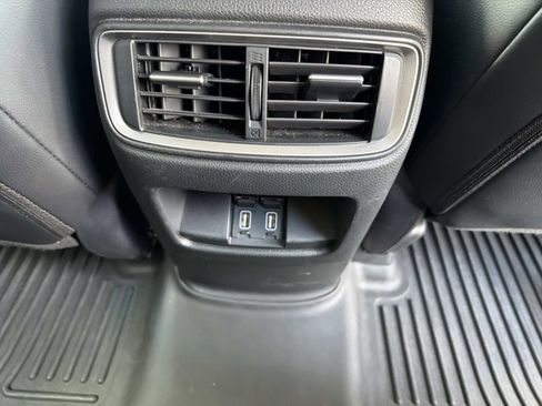 Used 2017 Honda CR-V Touring image 23