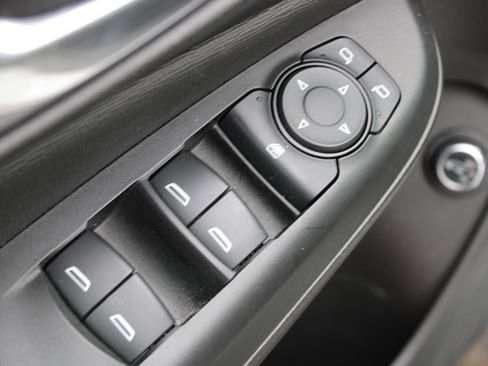 Used 2024 Buick Envista Preferred w/ Convenience I Package image 19