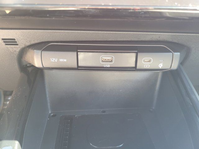 Used 2024 Kia Niro EX Touring FWD image 25