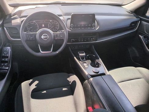 Used 2024 Nissan Rogue S AWD/4WD image 28