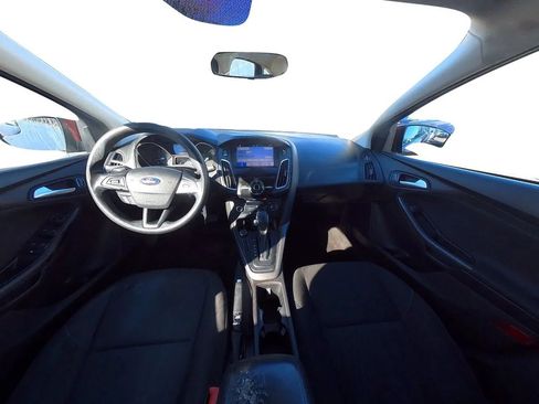 Used 2017 Ford Focus SEL image 24