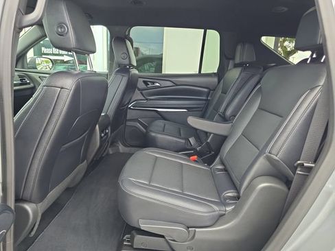 Certified 2026 Chevrolet Traverse LT FWD image 15