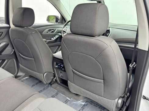 Used 2020 Chevrolet Traverse LS FWD image 34