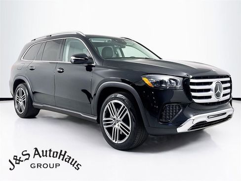 Used 2024 Mercedes-Benz GLS 450 4MATIC image 1
