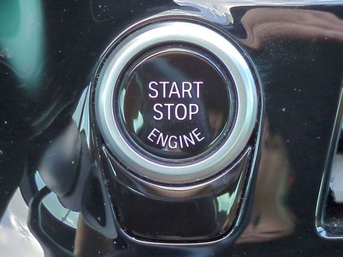 Used 2023 BMW 540i w/ Premium Package image 29