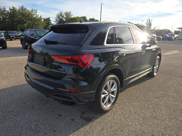 Used 2023 Audi Q3 2.0T Premium Plus AWD/4WD image 5