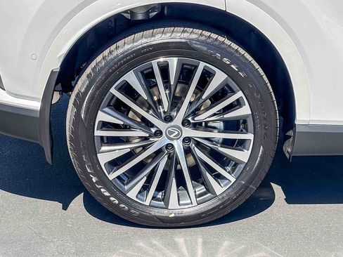 New 2026 Lexus RX 350 image 10