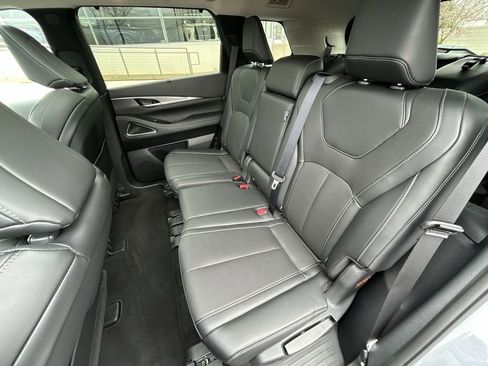 Certified 2026 INFINITI QX60 Luxe w/ Cargo Package image 23