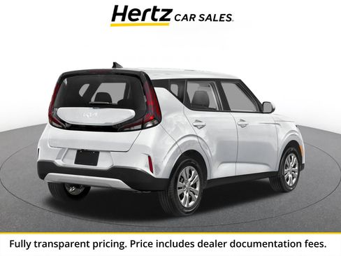 Used 2025 Kia Soul LX w/ LX Technology Package FWD image 1