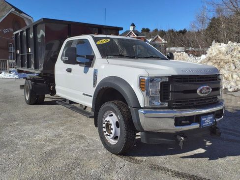 Used 2019 Ford F550 4x4 SuperCab Super Duty image 3