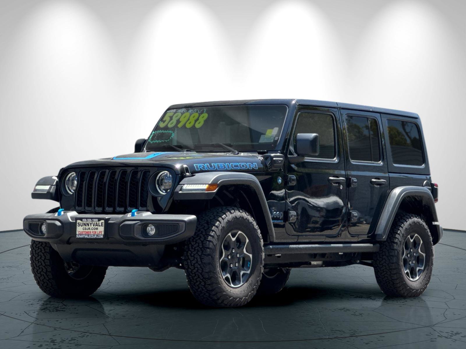 New 2023 Jeep Wrangler Unlimited Rubicon 4xe w/ Cold Weather Group AWD/4WD image 8