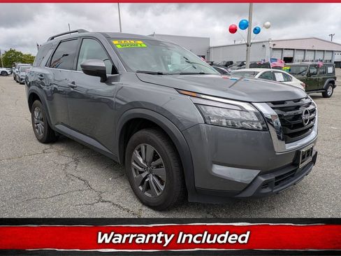 Certified 2025 Nissan Pathfinder SV AWD/4WD image 1