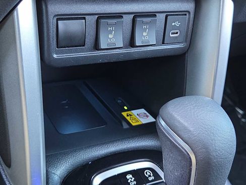 Used 2023 Toyota Corolla Cross XLE w/ Convenience Package image 32