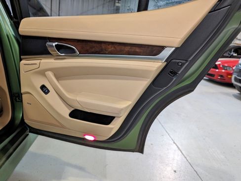 Used 2011 Porsche Panamera 4S image 23