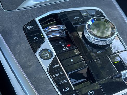 New 2026 BMW X7 xDrive40i w/ Executive Package image 17