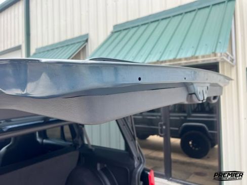 Used 1999 Jeep Cherokee Sport image 86