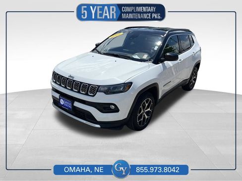 Used 2025 Jeep Compass Limited AWD/4WD image 1