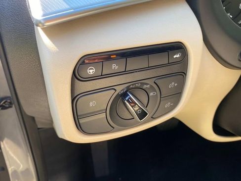 Used 2021 INFINITI QX50 Luxe FWD image 15