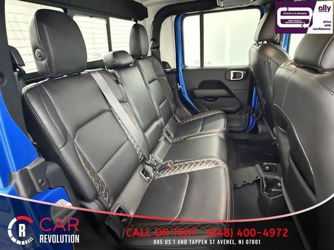 Used 2022 Jeep Gladiator Overland AWD/4WD image 32