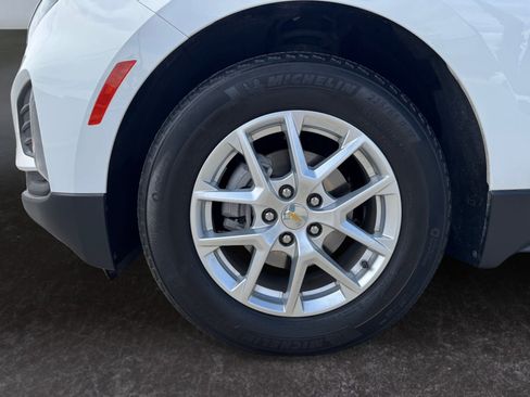 Used 2022 Chevrolet Equinox LT image 9