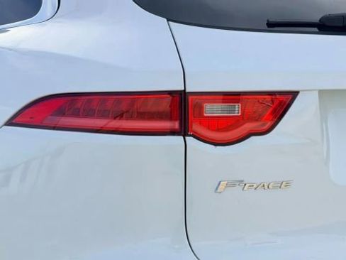 Used 2019 Jaguar F-PACE Prestige image 49