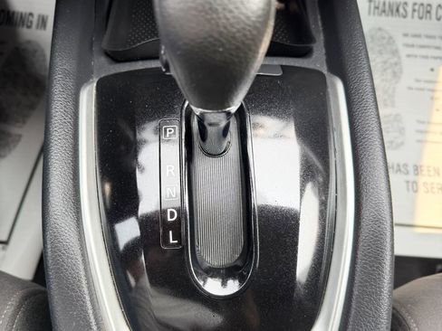 Used 2016 Nissan Rogue S FWD image 16