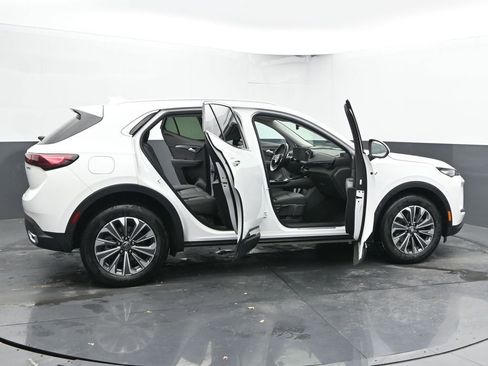 Used 2024 Buick Envision Preferred image 60