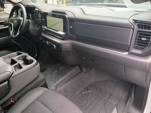 Used 2024 Chevrolet Silverado 1500 RST w/ Redline Edition AWD/4WD image 34