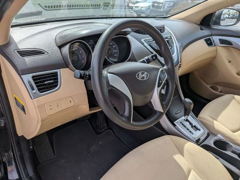 Used 2012 Hyundai Elantra GLS image 15