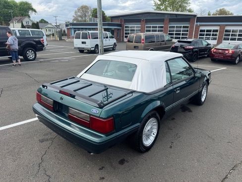 Used 1990 Ford Mustang LX RWD image 6