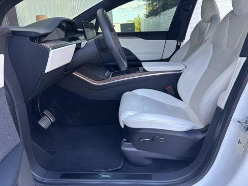 Used 2022 Tesla Model X AWD/4WD image 15