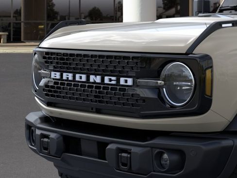 New 2026 Ford Bronco Big Bend w/ Black Diamond Package AWD/4WD image 19