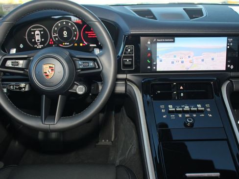 New 2026 Porsche Panamera 4 AWD/4WD image 6