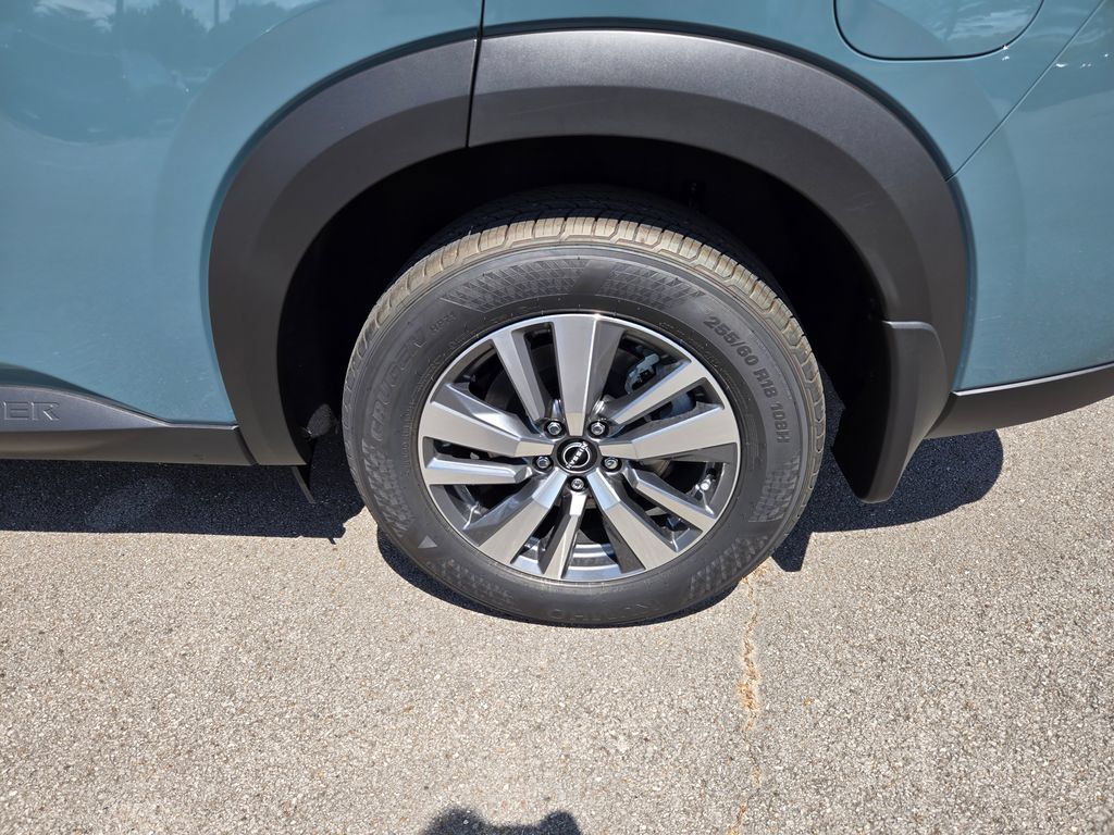 New 2026 Nissan Pathfinder SL FWD image 9