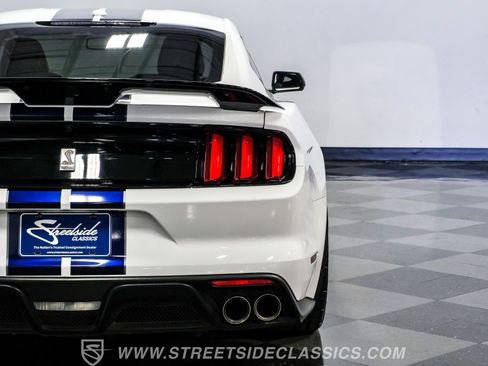 Used 2019 Ford Mustang Shelby GT350 w/ Technology Package RWD image 26