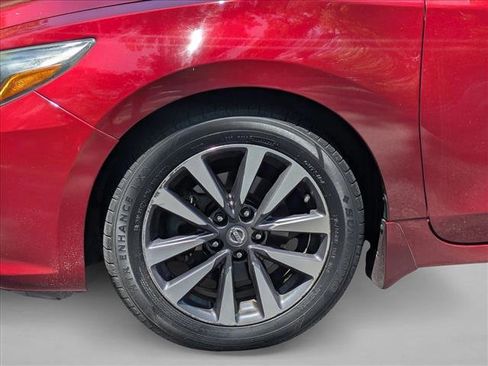 Used 2017 Nissan Altima 2.5 SL w/ 2.5 Technology Package FWD image 14