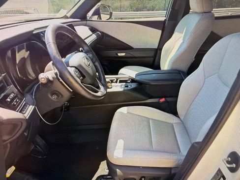 Used 2025 Lexus TX 350 AWD w/ Technology Package image 5
