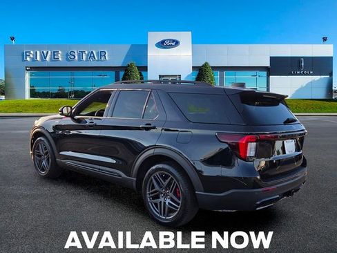 New 2026 Ford Explorer ST-Line w/ ST-Line Street Pack RWD image 5