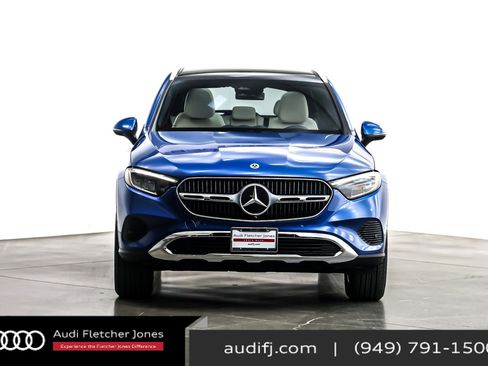 Used 2025 Mercedes-Benz GLC 300 w/ Winter Package image 3