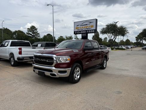 Used 2023 RAM 1500 Big Horn AWD/4WD image 3