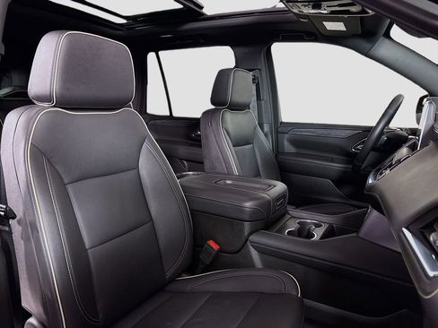 Certified 2023 GMC Yukon SLT w/ SLT Premium Package AWD/4WD image 35