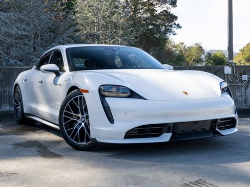 Certified 2023 Porsche Taycan Turbo image 9