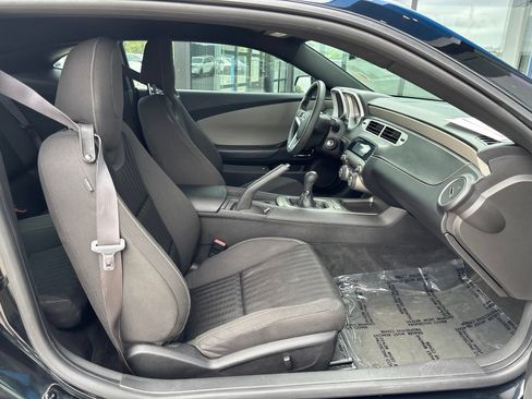 Used 2015 Chevrolet Camaro LS RWD image 15