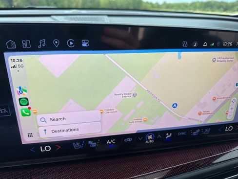 Used 2024 Chevrolet Traverse RS w/ LPO, Floor Liner Package image 3