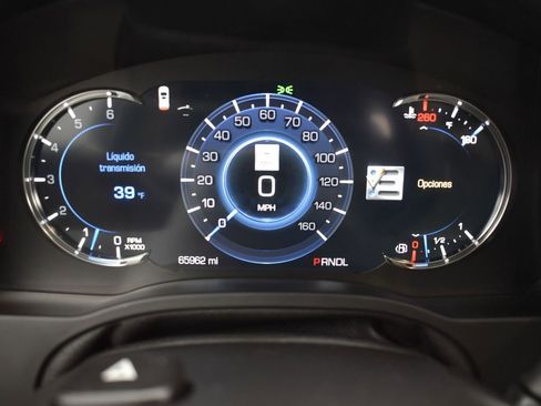 Used 2020 Cadillac Escalade ESV Premium Luxury image 20