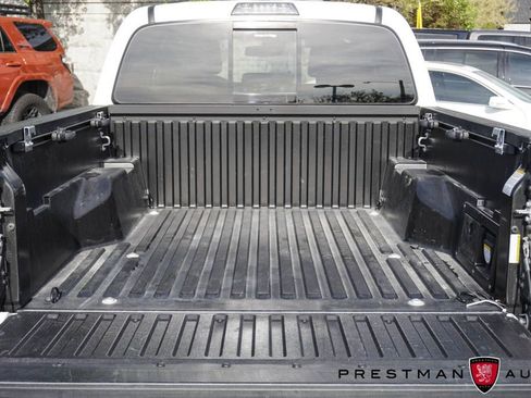 Used 2021 Toyota Tacoma TRD Off-Road w/ Technology Package image 8