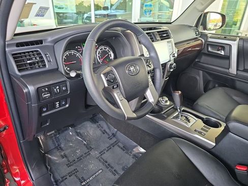 Used 2022 Toyota 4Runner Limited image 11